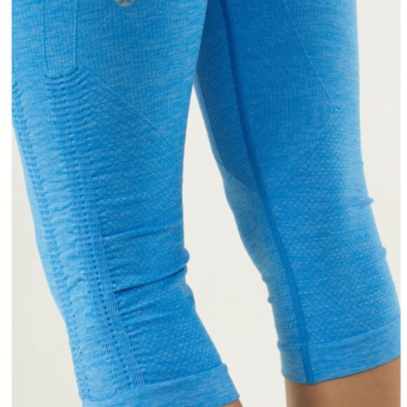 EC Lululemon In the Flow Crop II - Heathered Cornflower - Size 2 - Picture 2 of 6